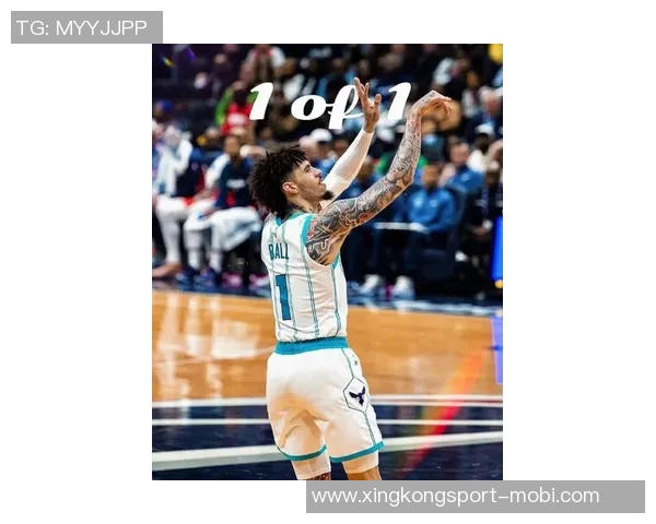 拉梅洛鲍尔三分球火力全开16投10中砍下28分4篮板13助攻1抢断表现惊艳